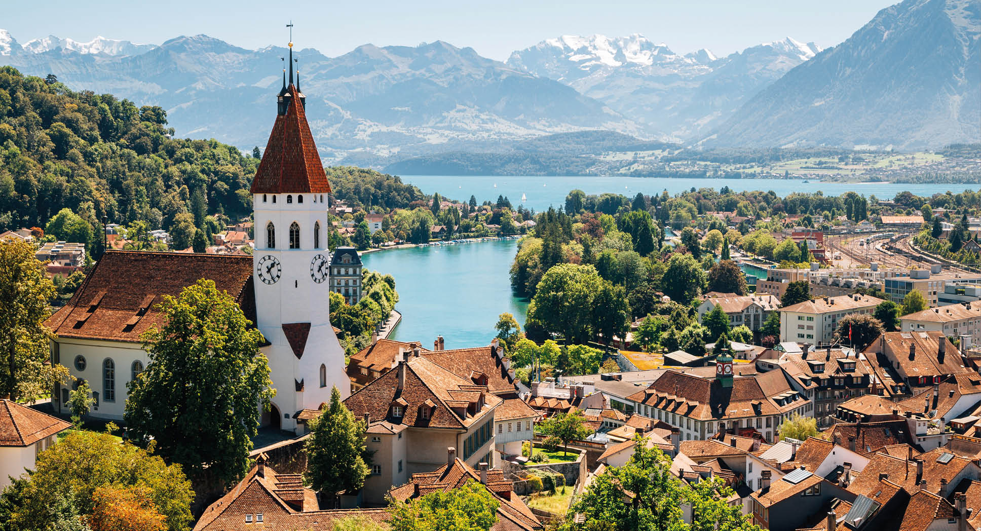 Thun cityspace with Alps mountain and lake in Switzerland