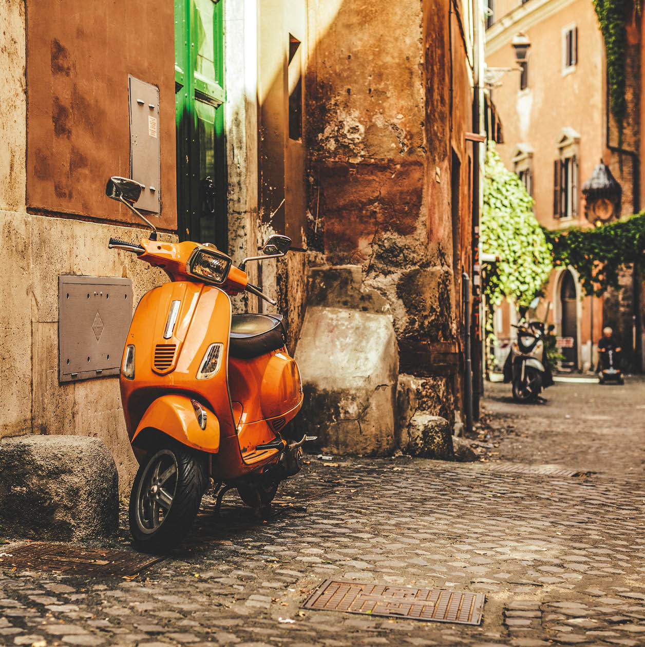 Street view in Trastevere, Rome's favorite neighborhood