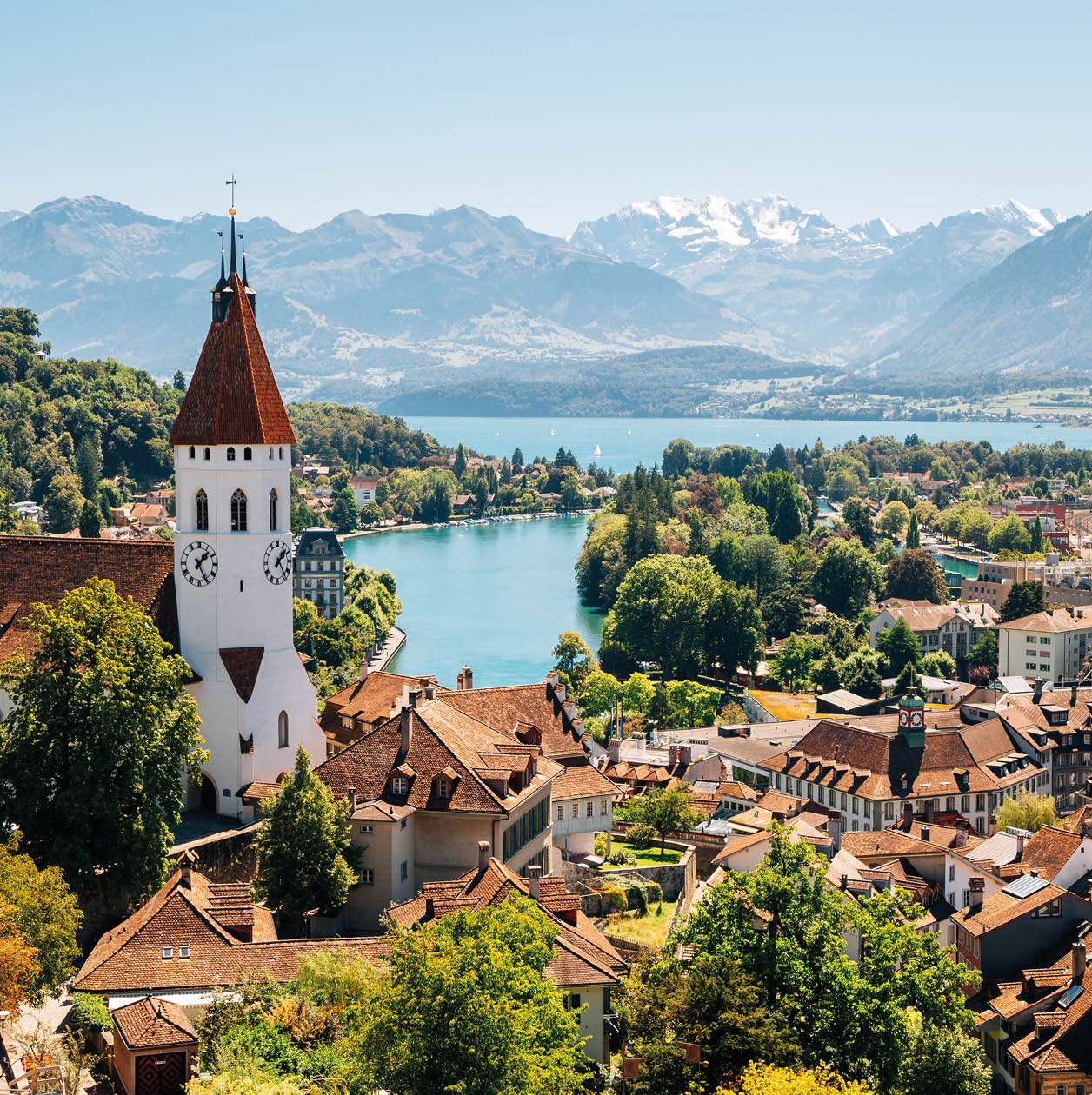 Thun cityspace with Alps mountain and lake in Switzerland